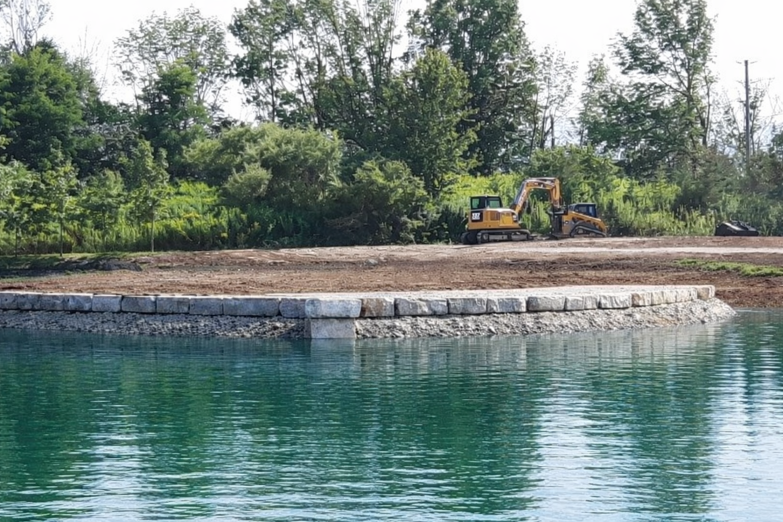 Light Gray Armour Stone detail finish